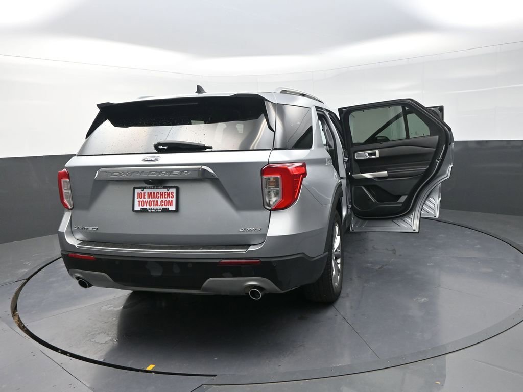 Used 2023 Ford Explorer Limited image 34