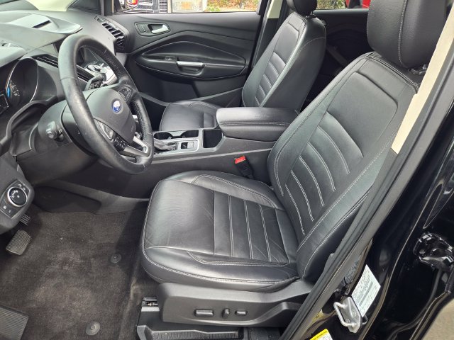 Certified 2018 Ford Escape Titanium AWD/4WD image 11