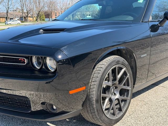 Used 2018 Dodge Challenger R/T w/ Sound Group image 7