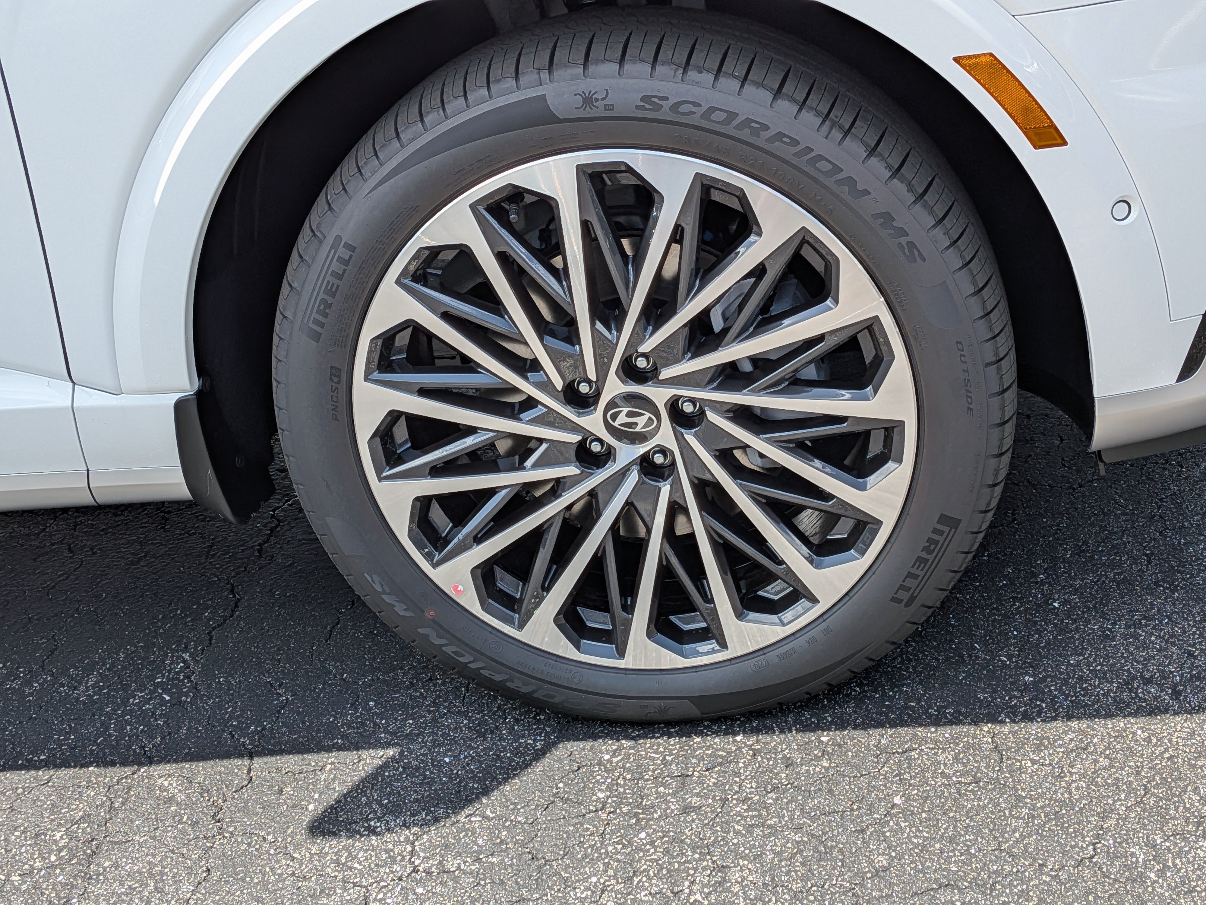 New 2026 Hyundai Palisade Calligraphy FWD image 11