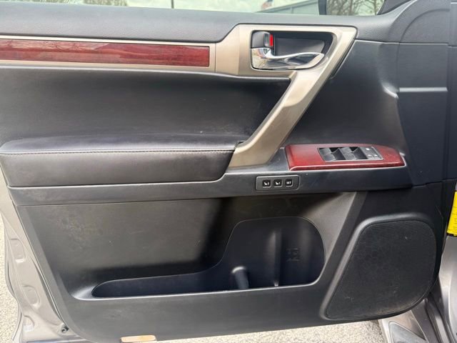 Used 2014 Lexus GX 460 Luxury image 16