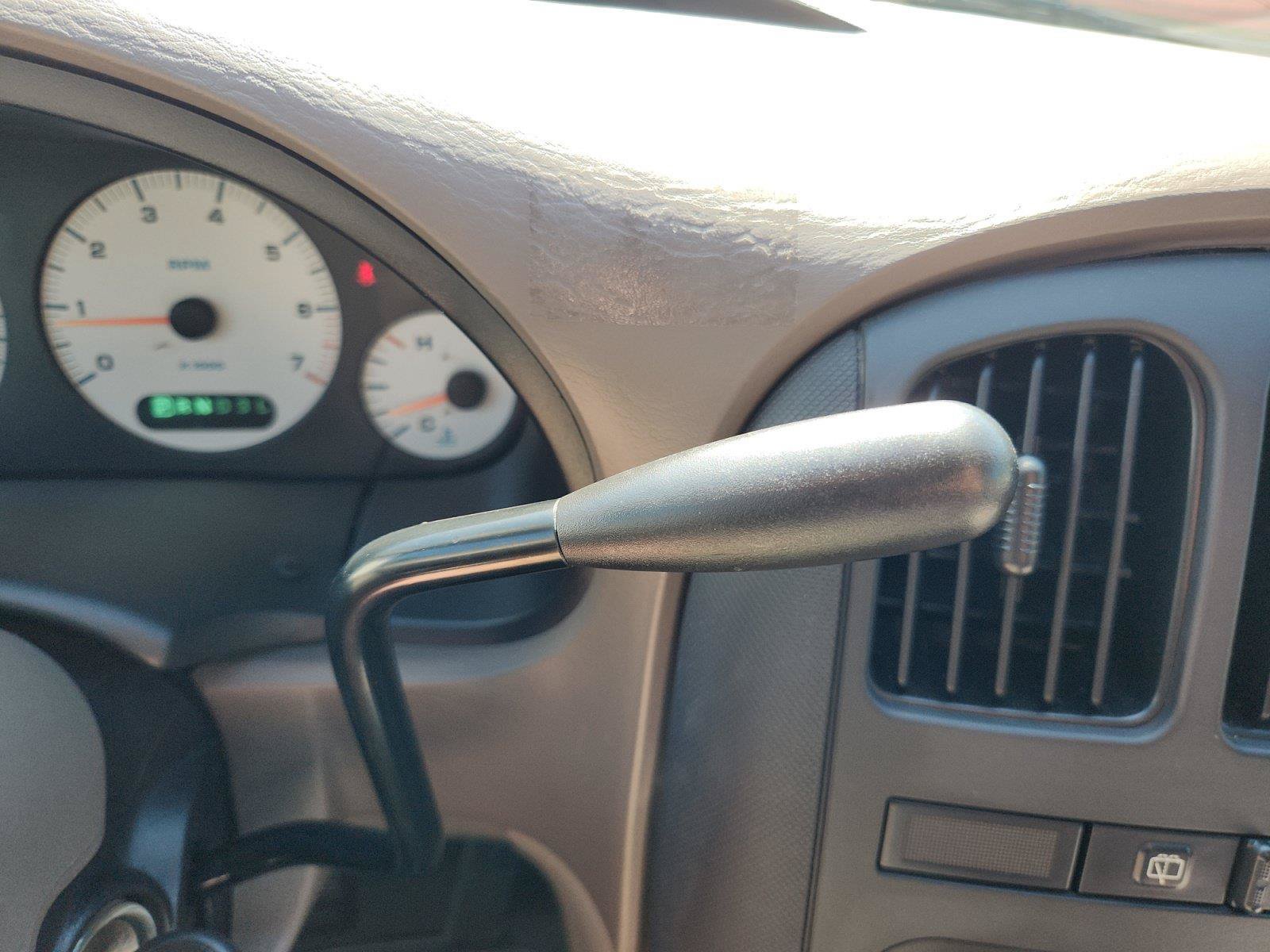Used 2001 Dodge Grand Caravan Sport FWD image 30