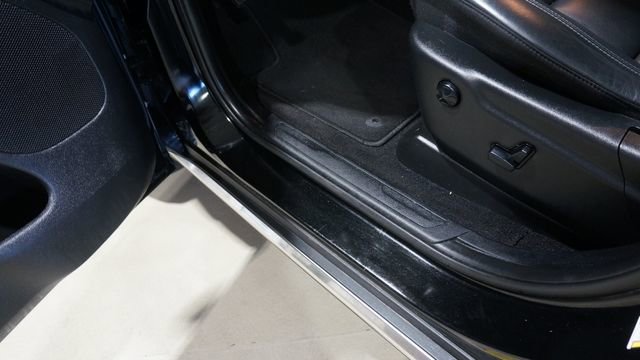 Used 2021 Dodge Durango SXT image 31