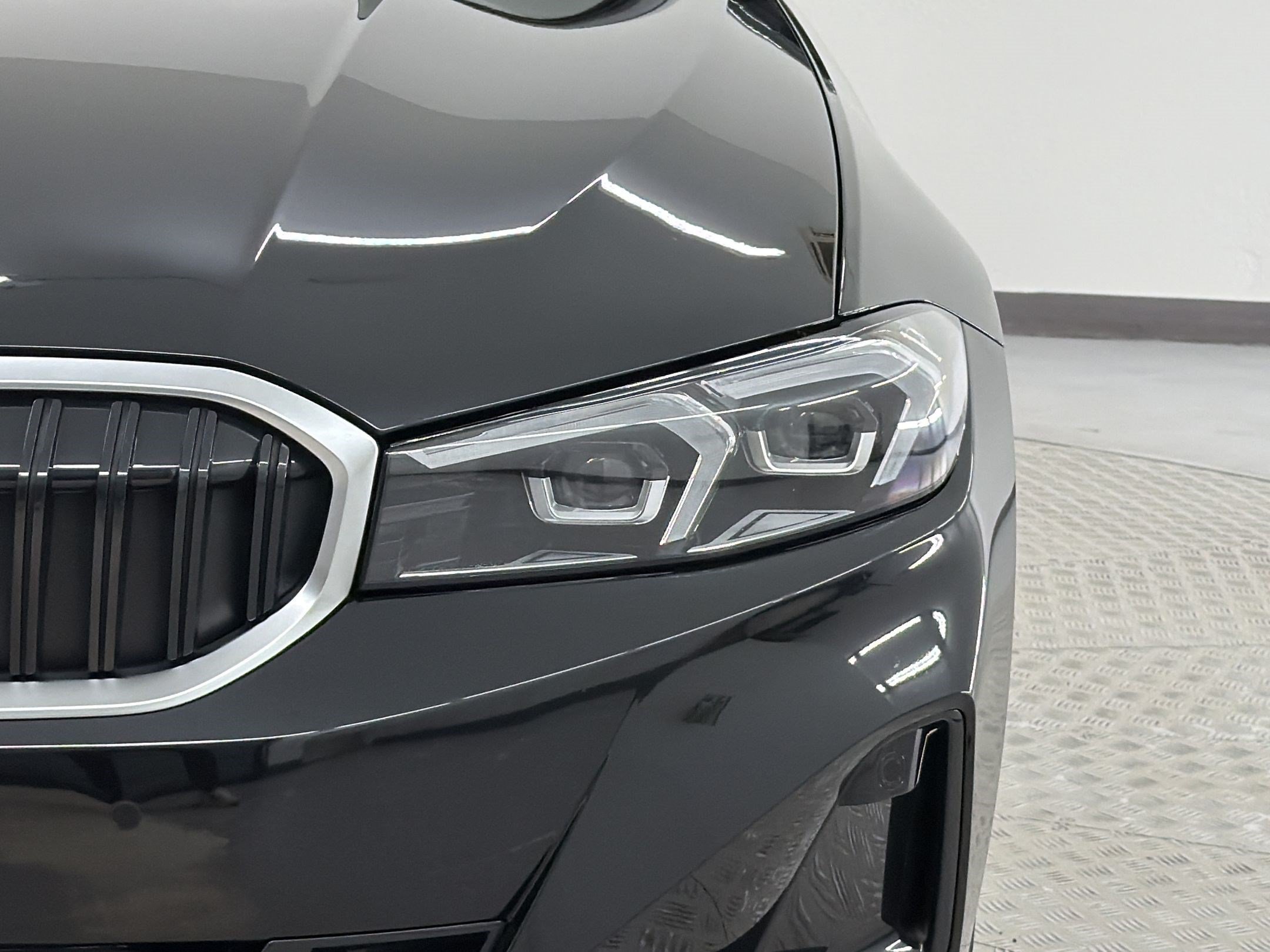 Certified 2026 BMW 330i Sedan RWD image 12