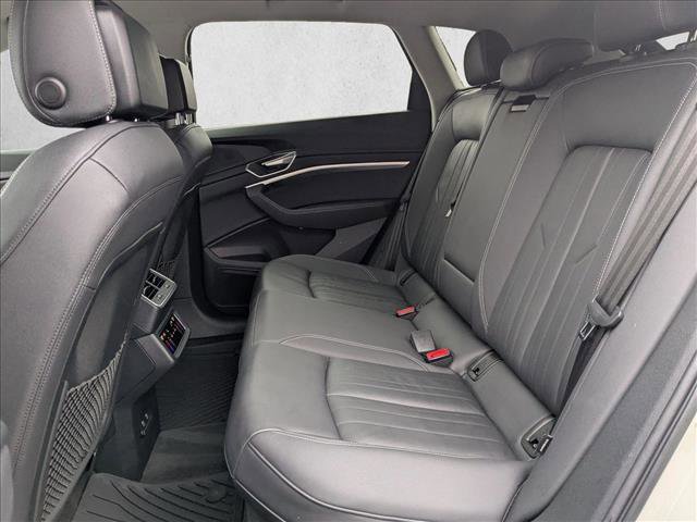 Used 2021 Audi e-tron Premium w/ Convenience Plus Package image 29