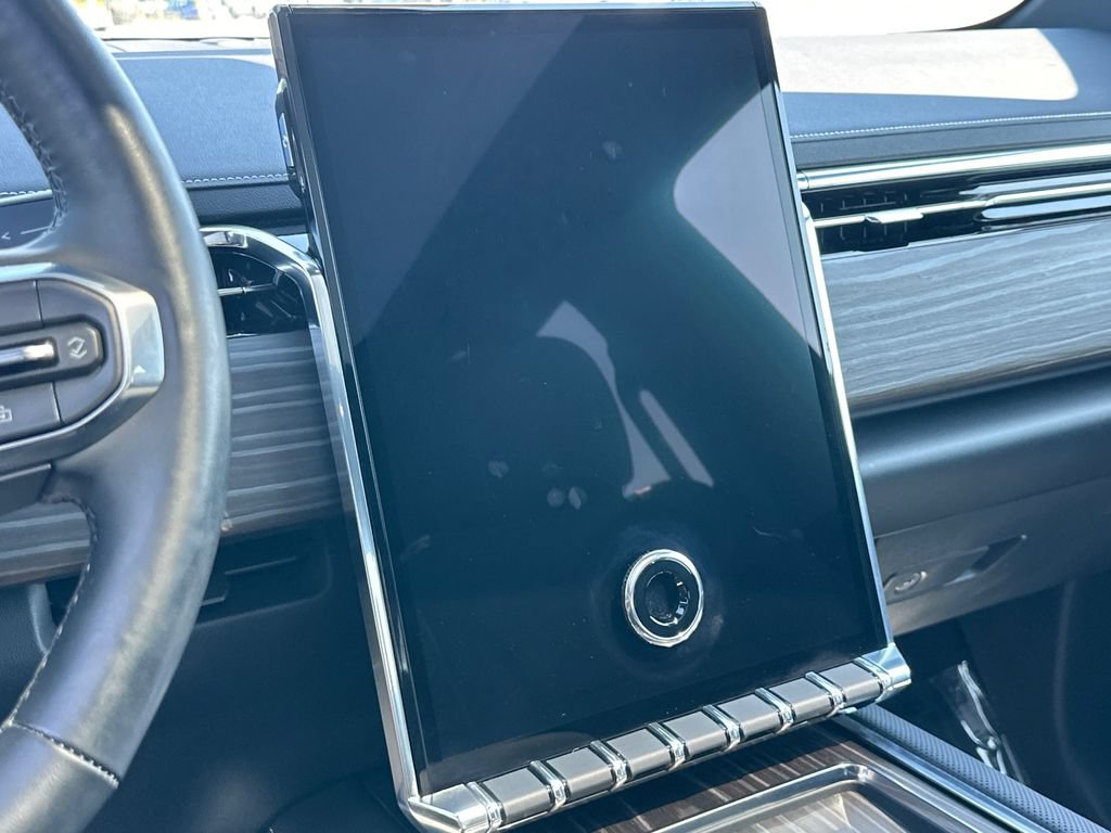 Used 2025 GMC Sierra EV Denali AWD/4WD image 34