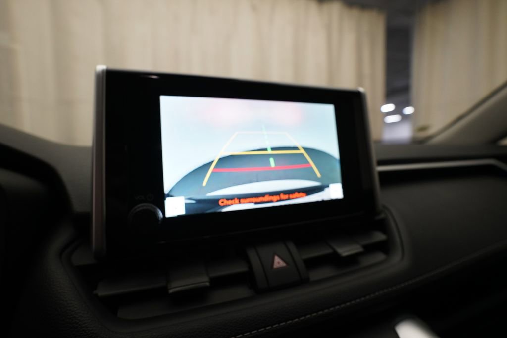 Used 2025 Toyota RAV4 XLE image 18