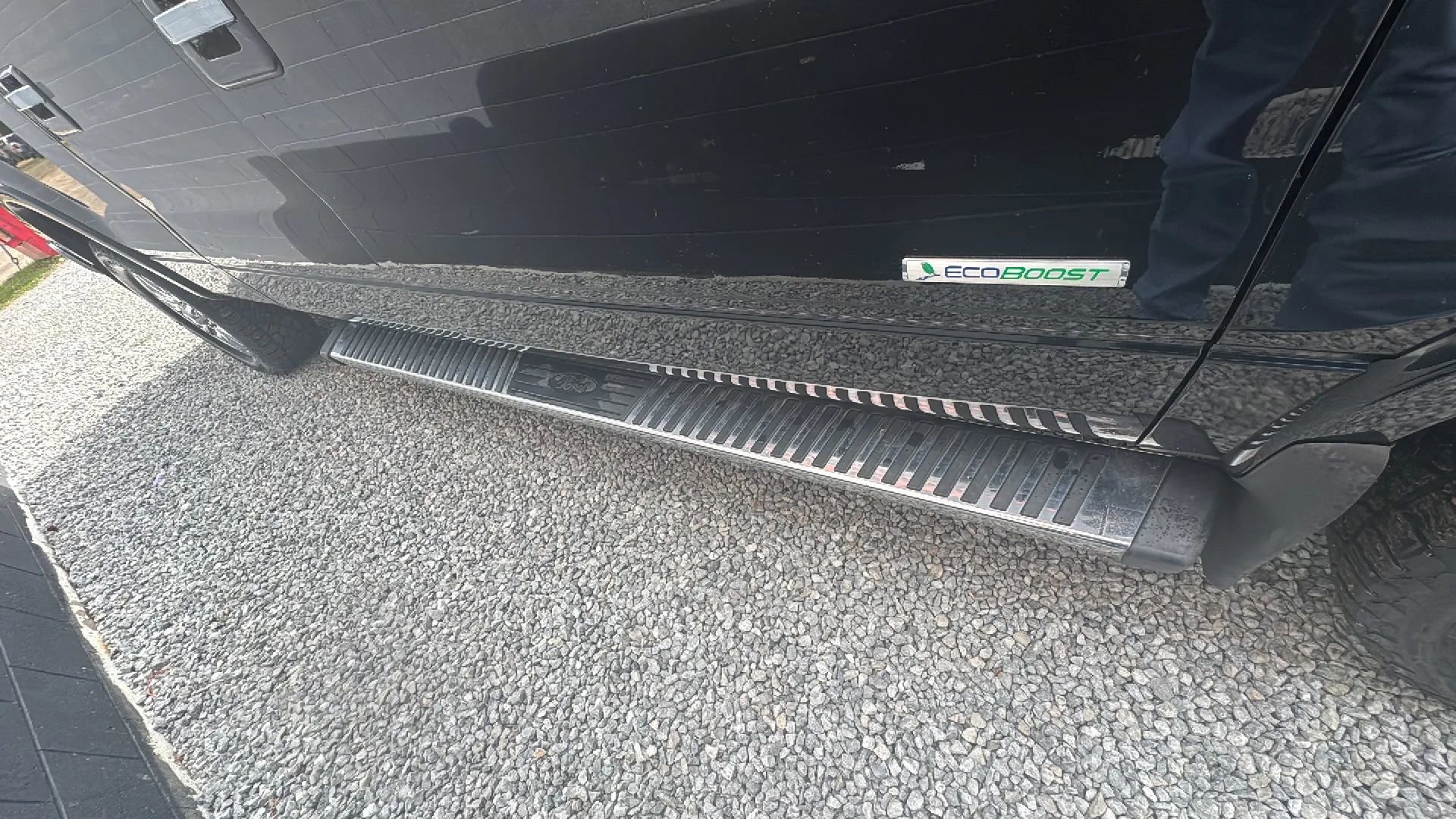 Used 2013 Ford F150 Lariat w/ Luxury Equipment Group image 9