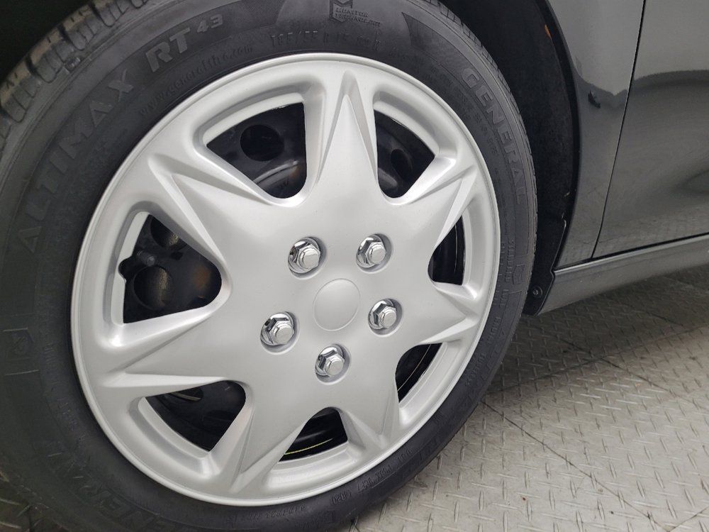 Used 2018 Chevrolet Spark LS image 31