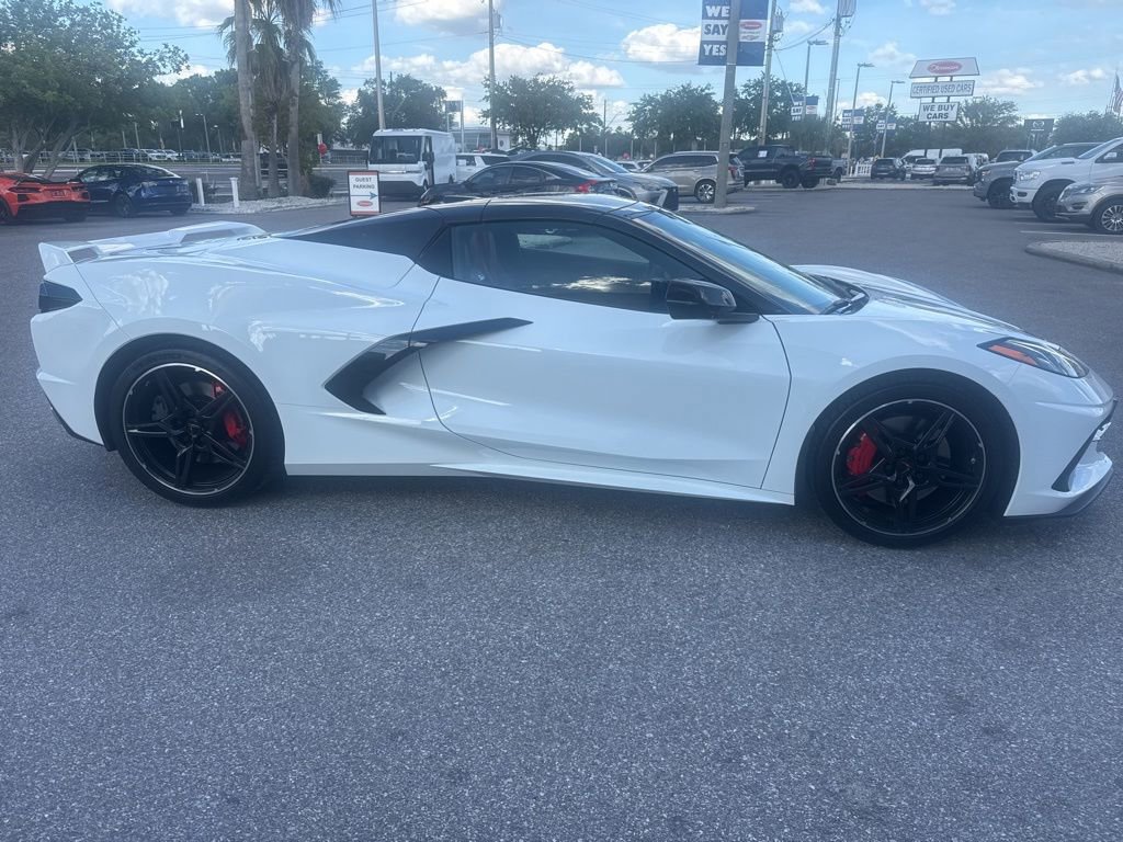 Used 2024 Chevrolet Corvette Stingray Preferred Conv w/ Z51 Performance Package RWD image 4