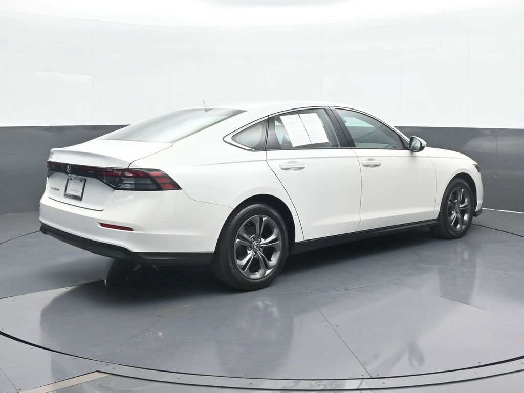Used 2023 Honda Accord EX image 6