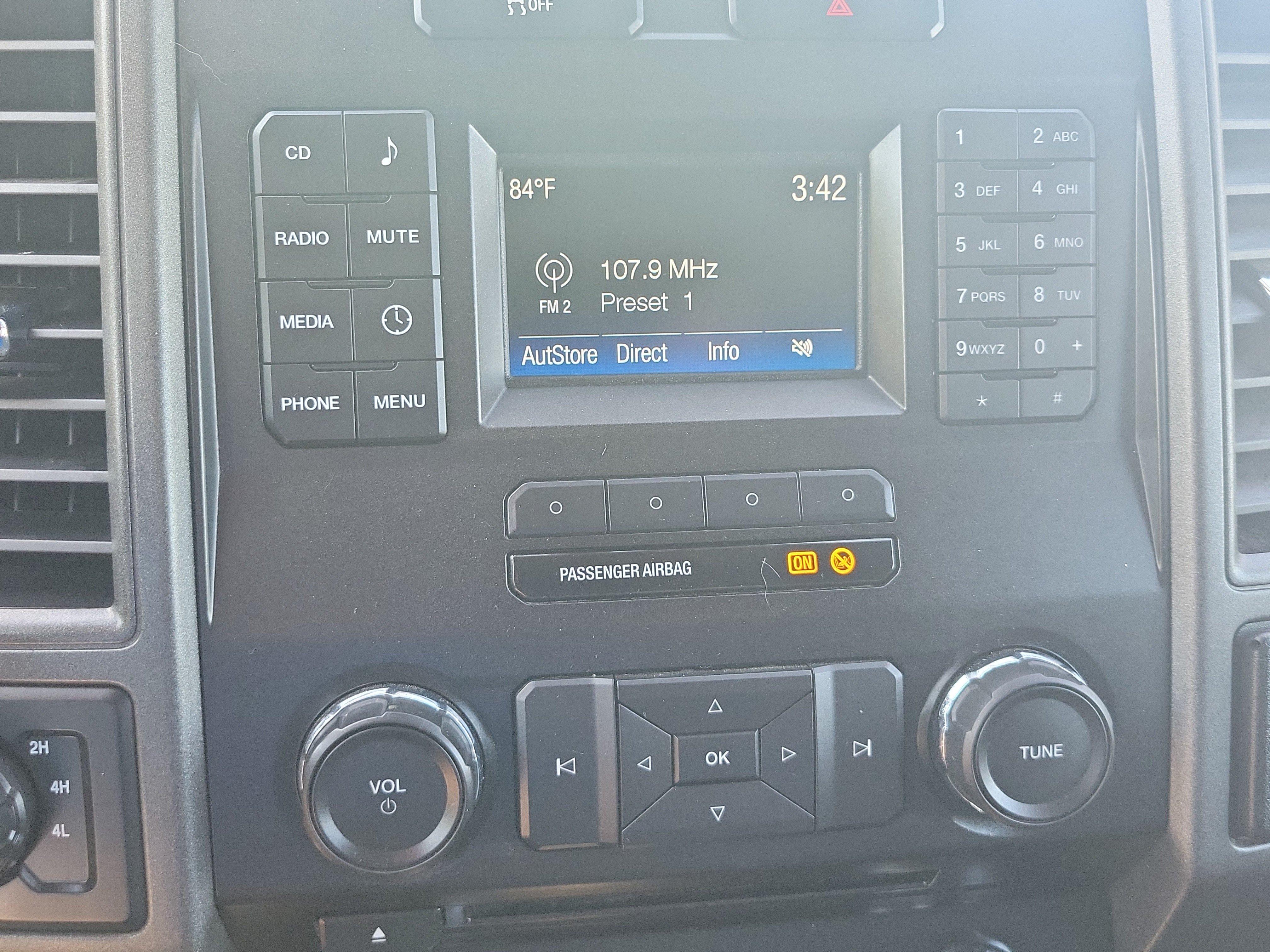 Used 2018 Ford F250 XL w/ STX Appearance Package AWD/4WD image 25