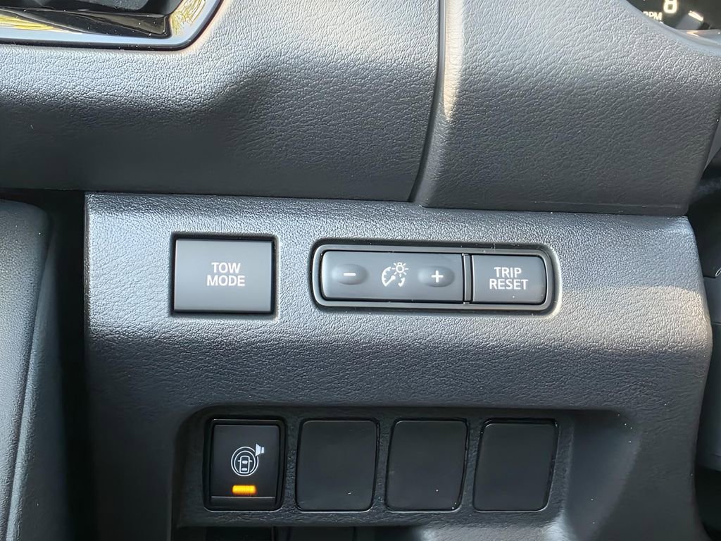 New 2026 Nissan Frontier PRO-4X w/ Tow Package image 26