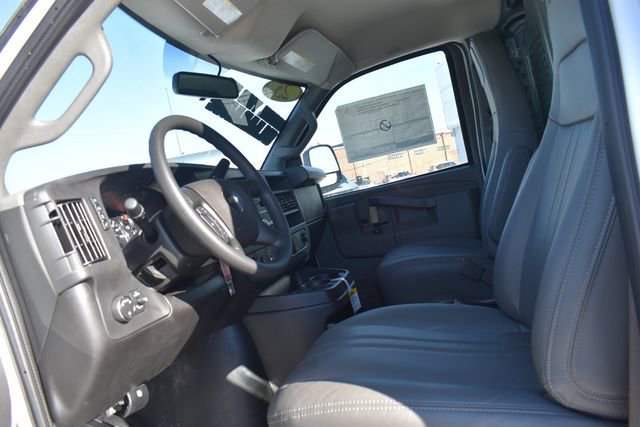 New 2025 Chevrolet Express 2500 w/ Driver Convenience Package image 22