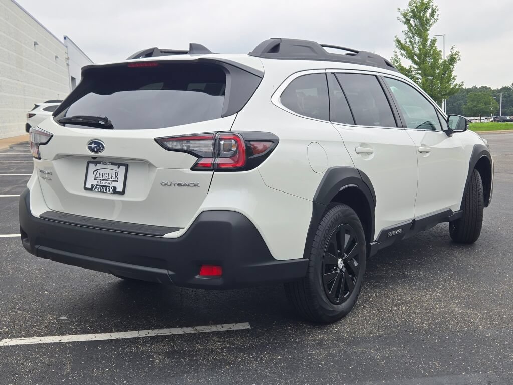Certified 2025 Subaru Outback Premium AWD/4WD image 11