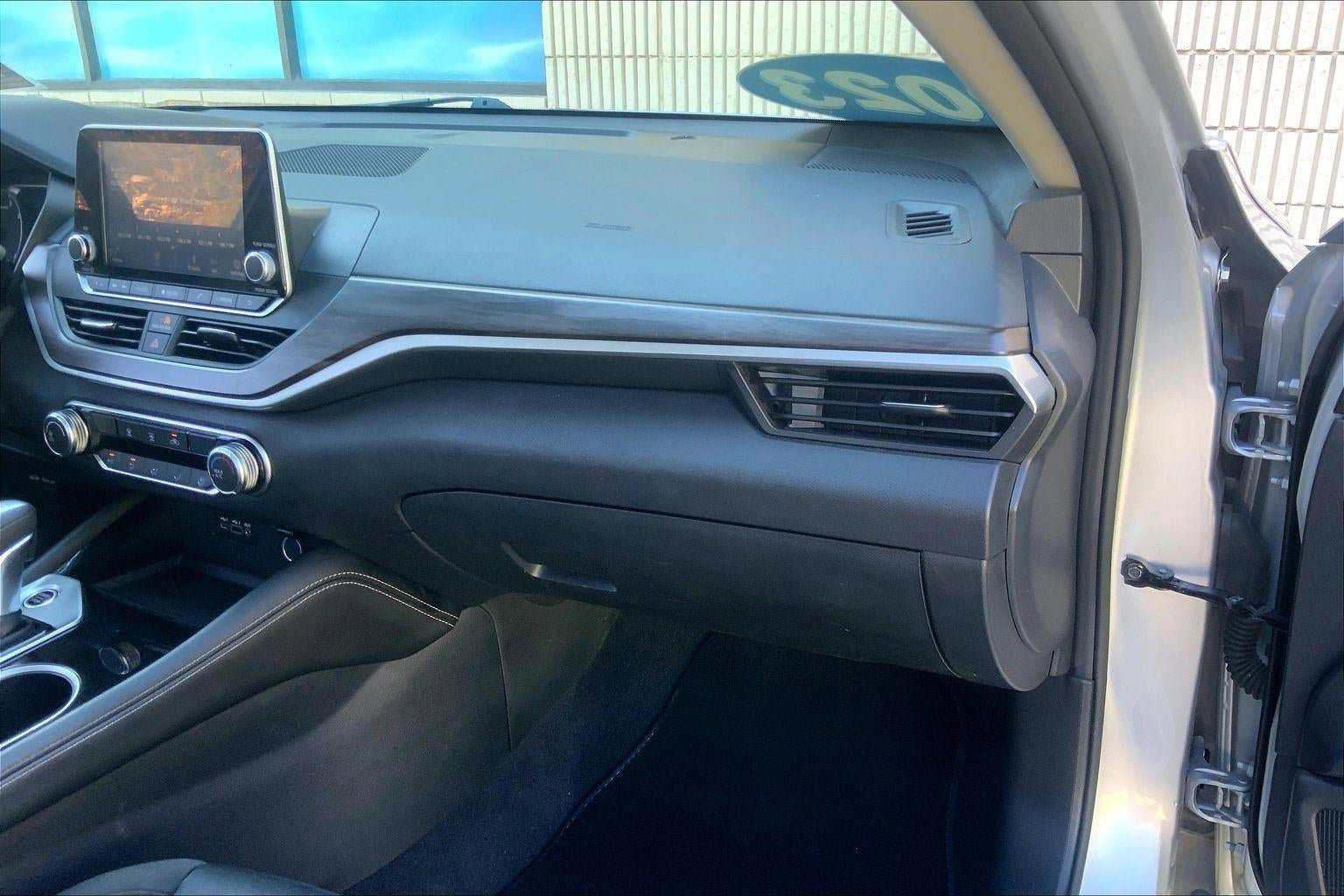 Used 2023 Nissan Altima 2.5 SV image 16
