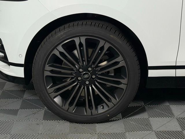 New 2026 Land Rover Range Rover Velar Dynamic SE image 14