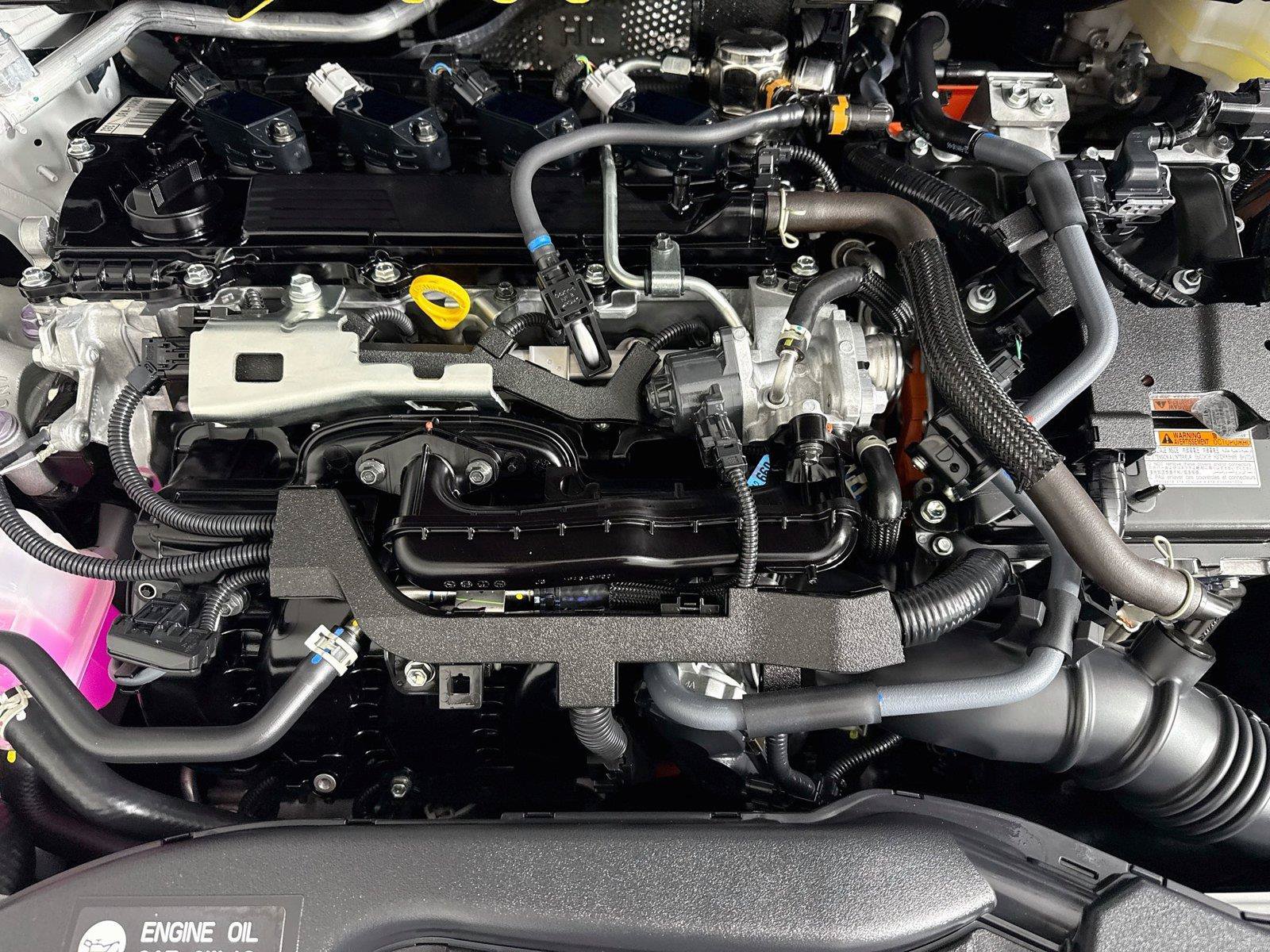 Certified 2025 Toyota Prius LE FWD image 38