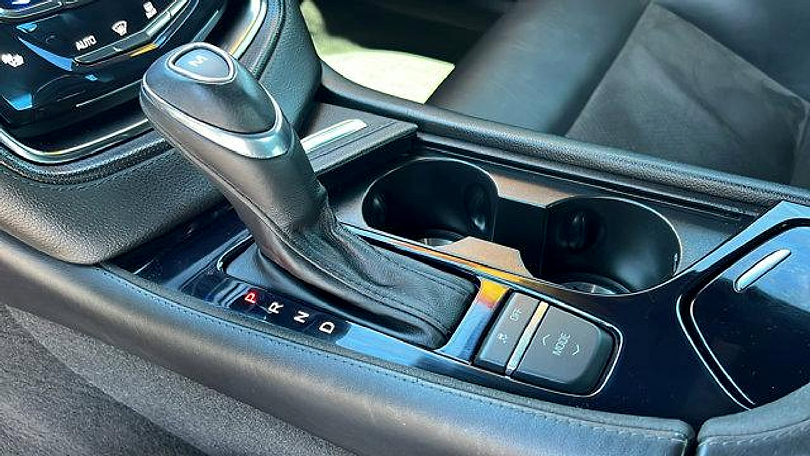 Used 2018 Cadillac CTS V w/ Carbon Fiber Package image 21