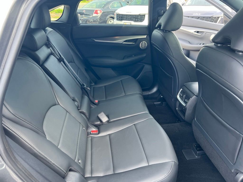 Used 2023 INFINITI QX55 Essential AWD/4WD image 15