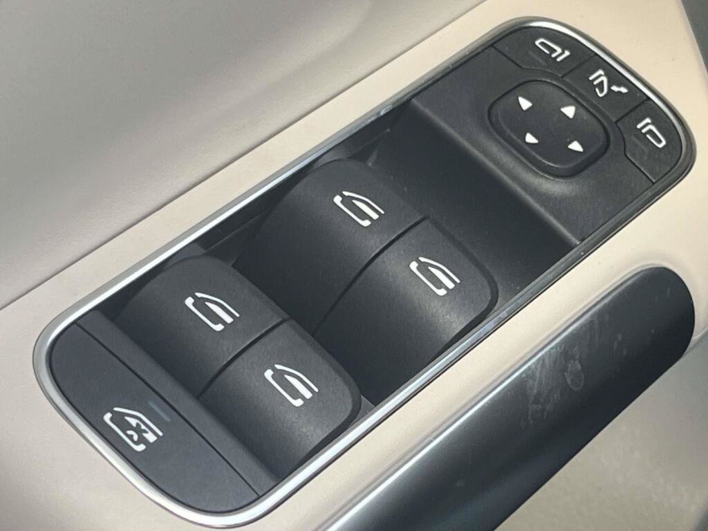 New 2026 Mercedes-Benz GLA 250 4MATIC image 30