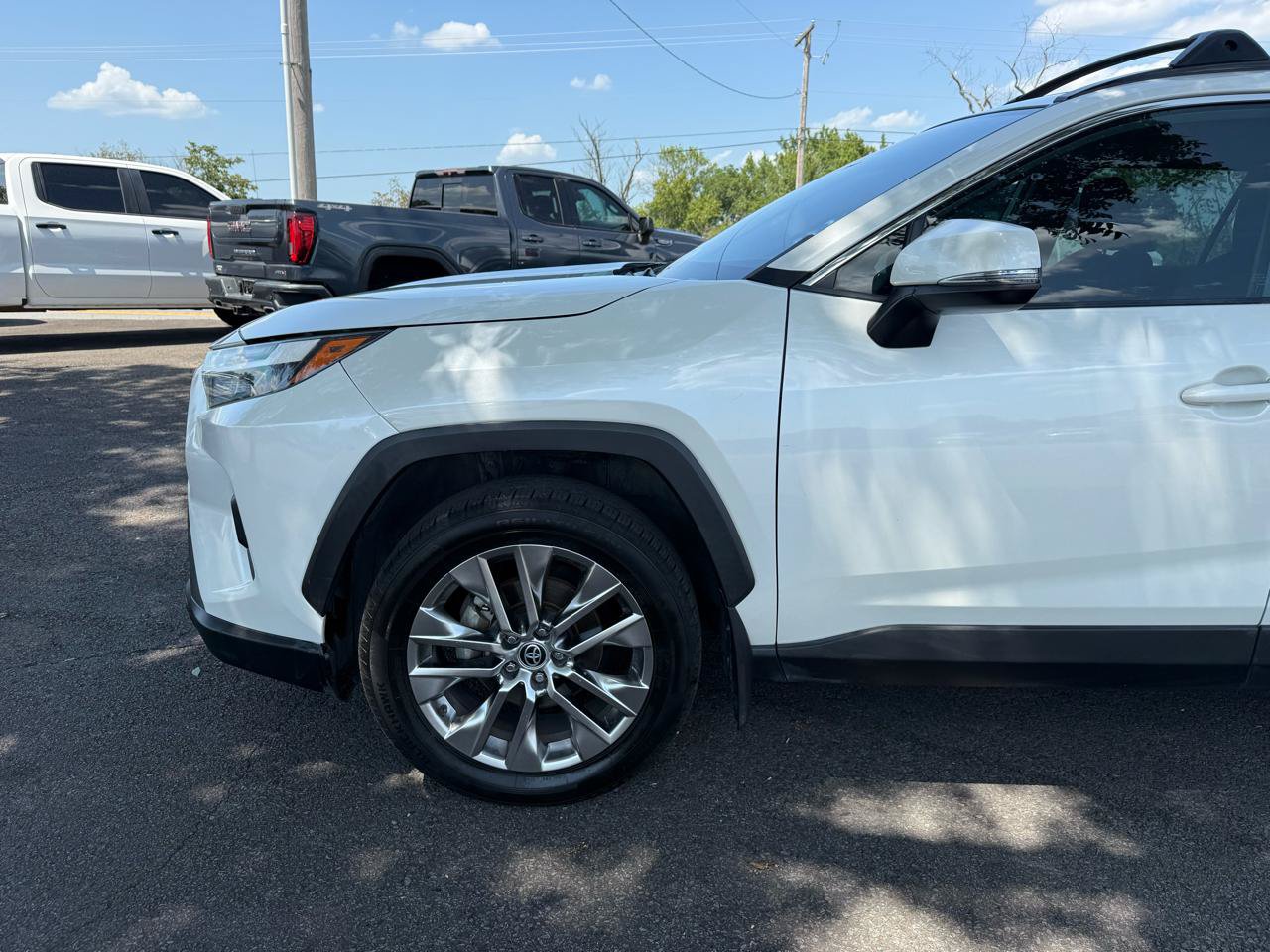 Used 2022 Toyota RAV4 XLE Premium FWD image 36