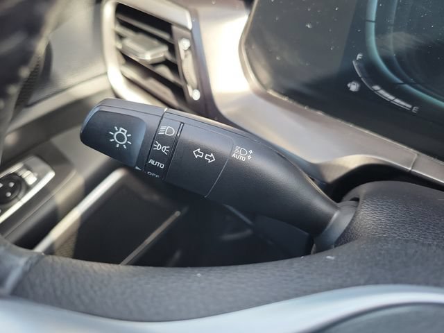Used 2025 Kia Telluride S FWD image 28