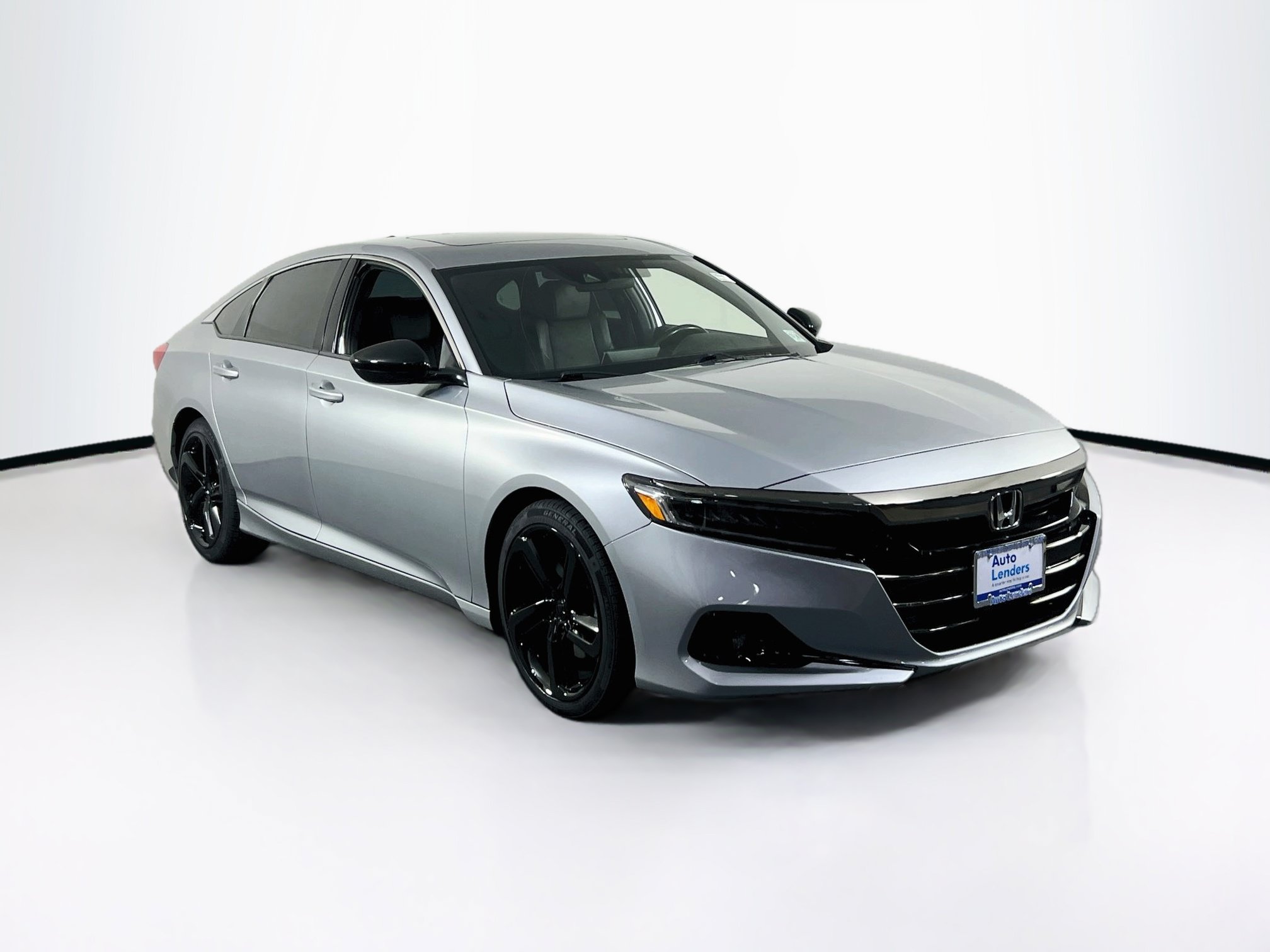 Used 2021 Honda Accord Sport image 3