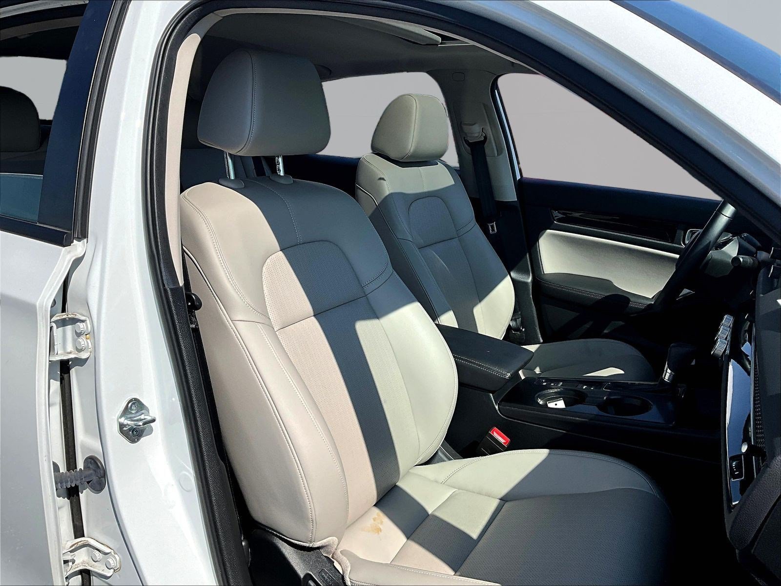 Used 2024 Honda Civic EX-L image 29