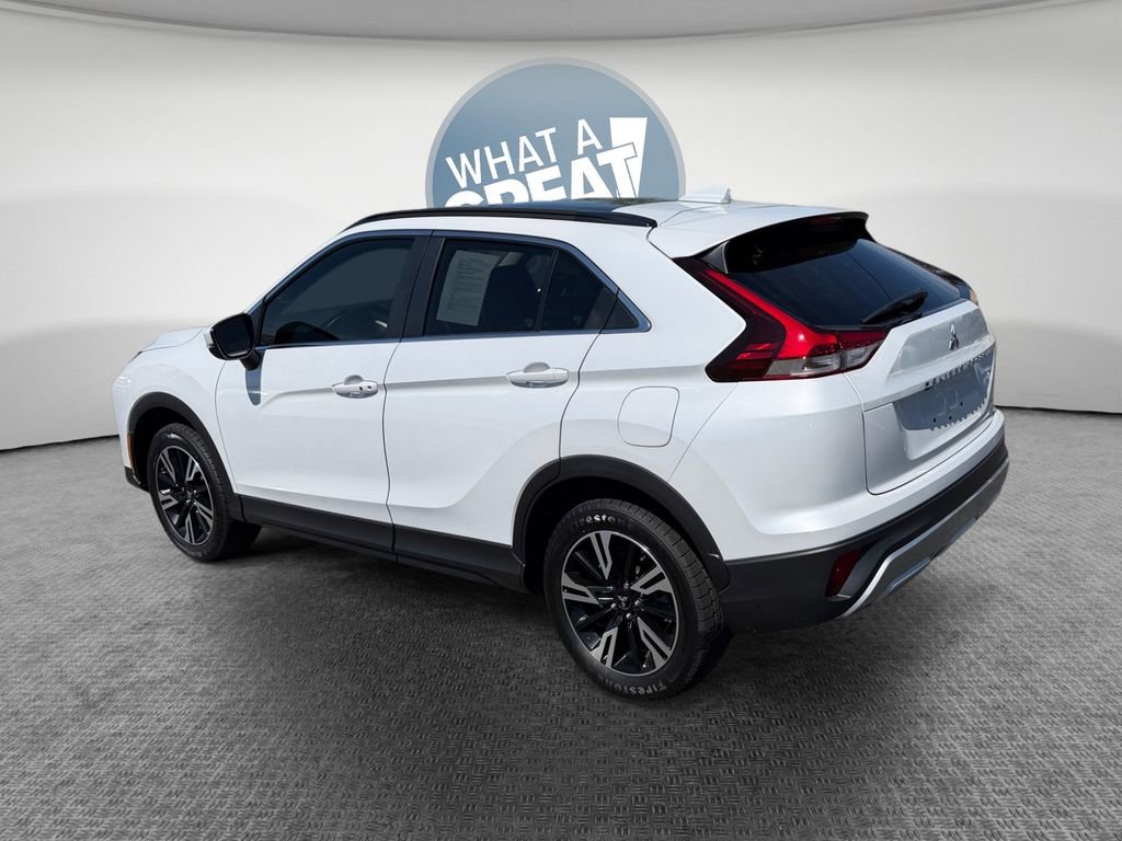 Used 2023 Mitsubishi Eclipse Cross SE image 6