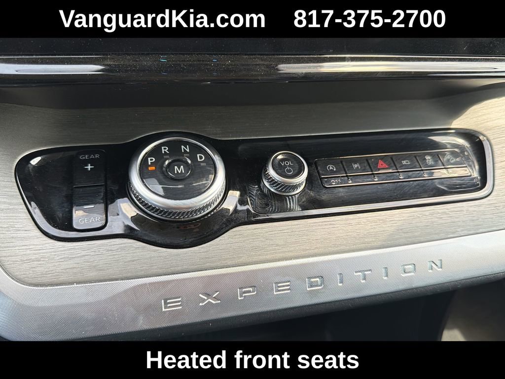 Used 2025 Ford Expedition Max Platinum AWD/4WD image 25