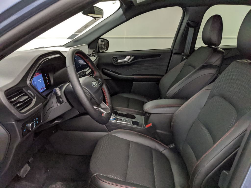 New 2026 Ford Escape ST-Line w/ Tech Pack #1 image 22