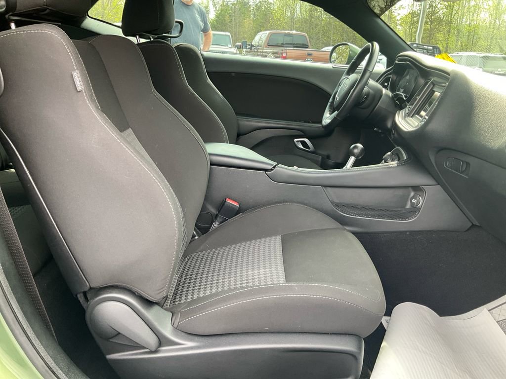 Used 2022 Dodge Challenger R/T w/ Shaker Package image 12