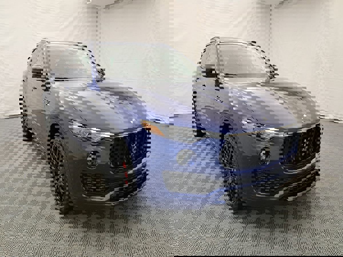 Used 2021 Maserati Levante S image 2