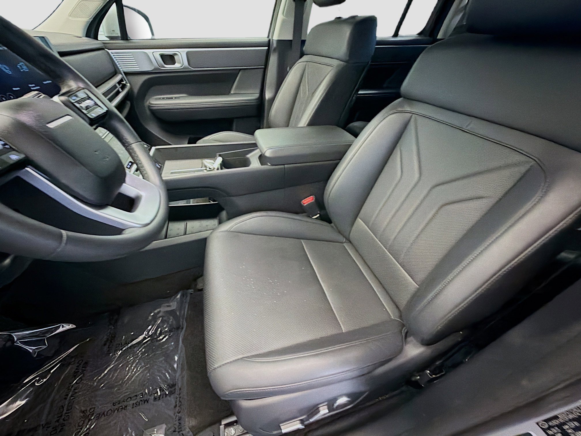 Used 2025 Hyundai Santa Fe SEL image 11