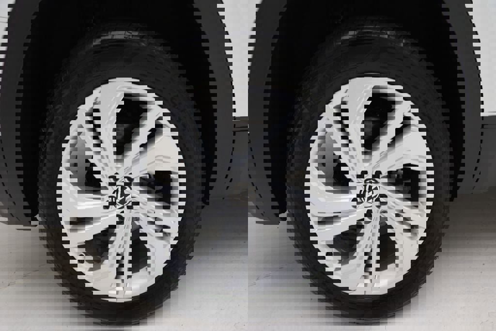 Used 2022 Volkswagen Atlas SE image 9