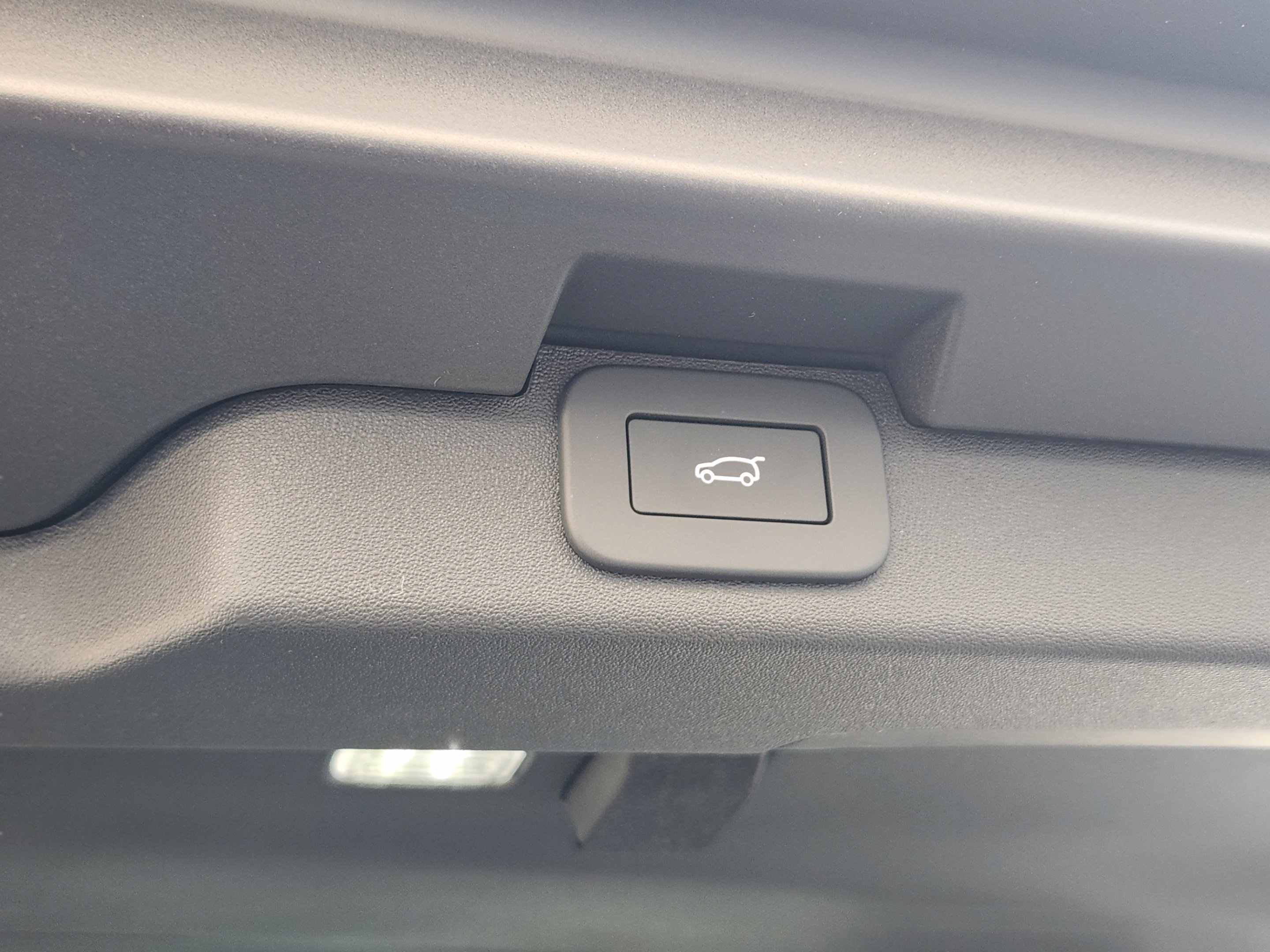 New 2026 Land Rover Discovery Dynamic SE AWD/4WD image 30