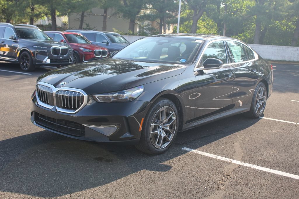 New 2027 BMW 530i xDrive w/ Premium Package AWD/4WD image 4