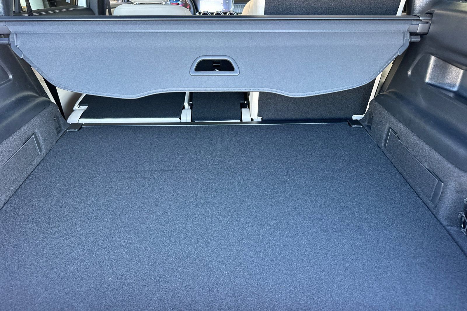 New 2025 Mercedes-Benz GLC 63 AMG S image 35