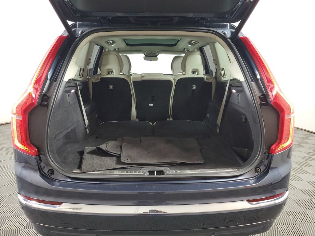 Certified 2023 Volvo XC90 B6 Ultimate AWD/4WD image 10