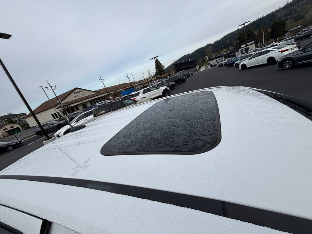 Used 2024 GMC Canyon AT4 w/ AT4 Premium Package AWD/4WD image 29