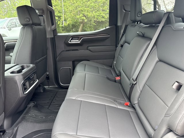 New 2026 GMC Sierra 1500 SLT w/ SLT Premium Plus Package image 6