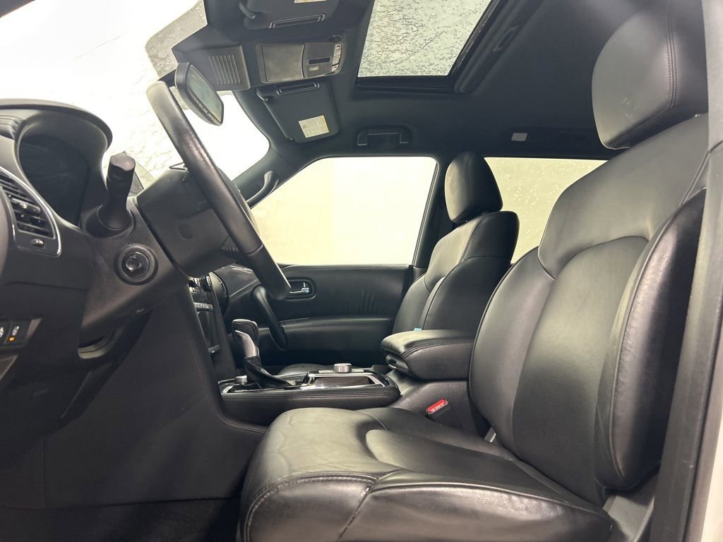 Used 2024 Nissan Armada SL w/ Midnight Edition Package image 5