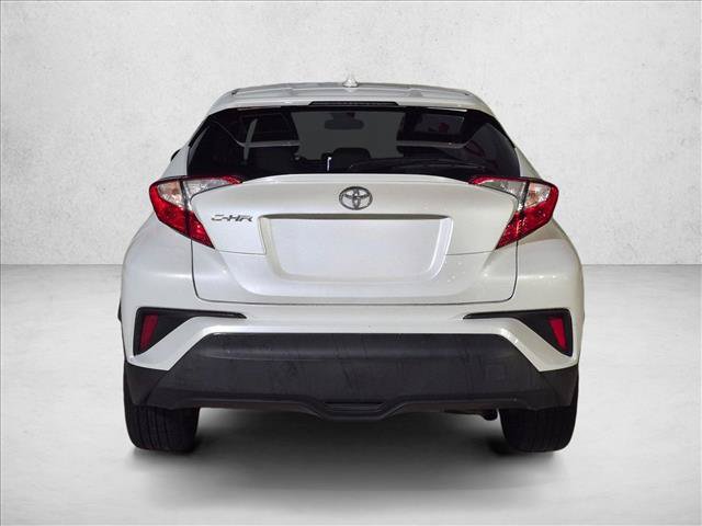 Used 2020 Toyota C-HR XLE FWD image 5