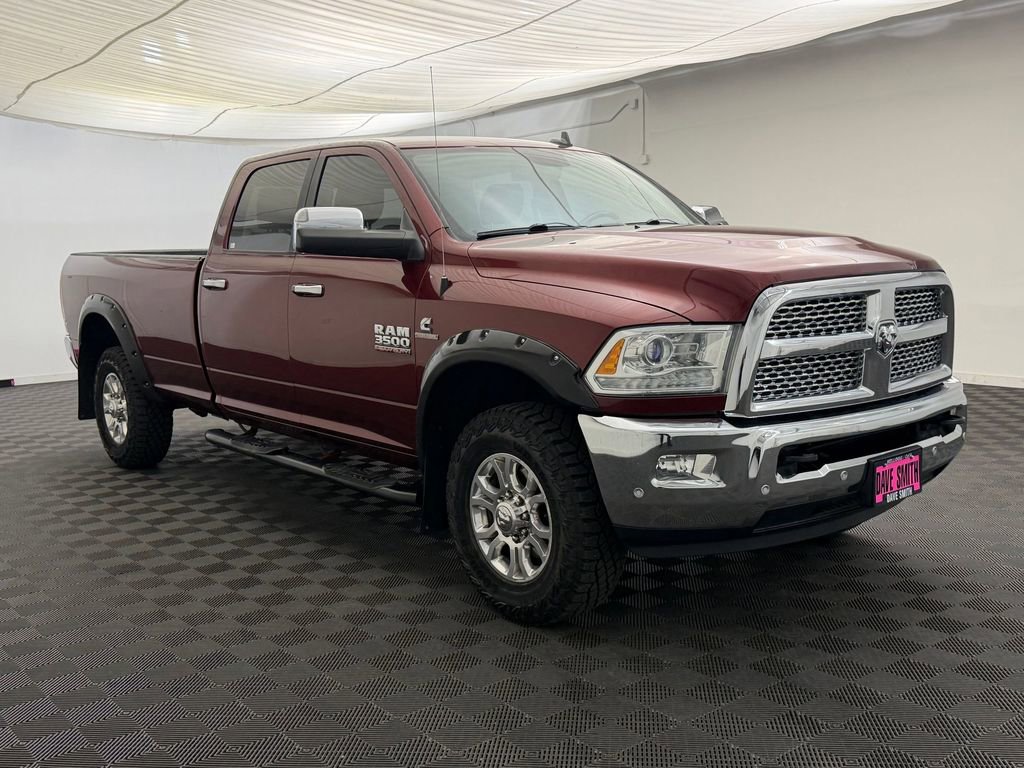 Used 2018 RAM 3500 Laramie w/ Cold Weather Group AWD/4WD image 7