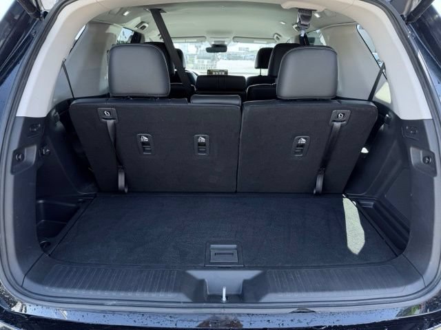 Used 2025 Honda Pilot EX-L image 9