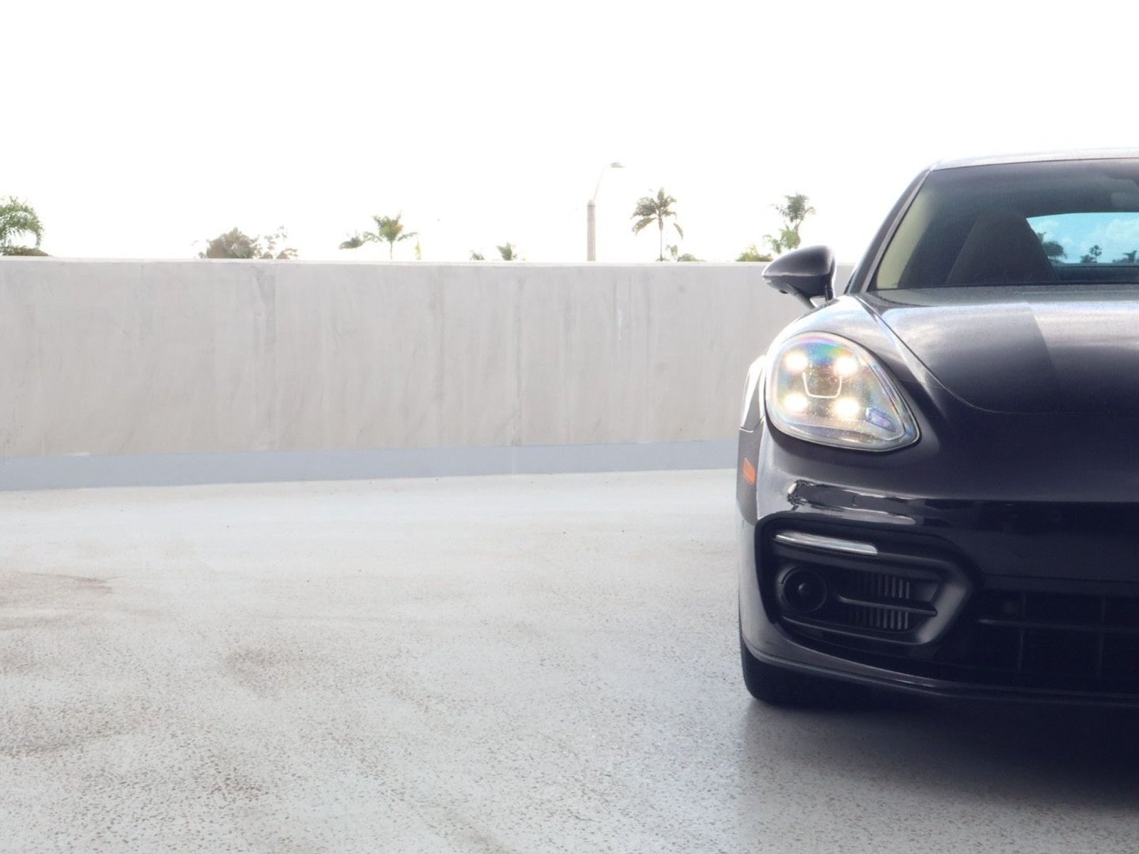 Certified 2023 Porsche Panamera 4 Platinum Edition AWD/4WD image 12