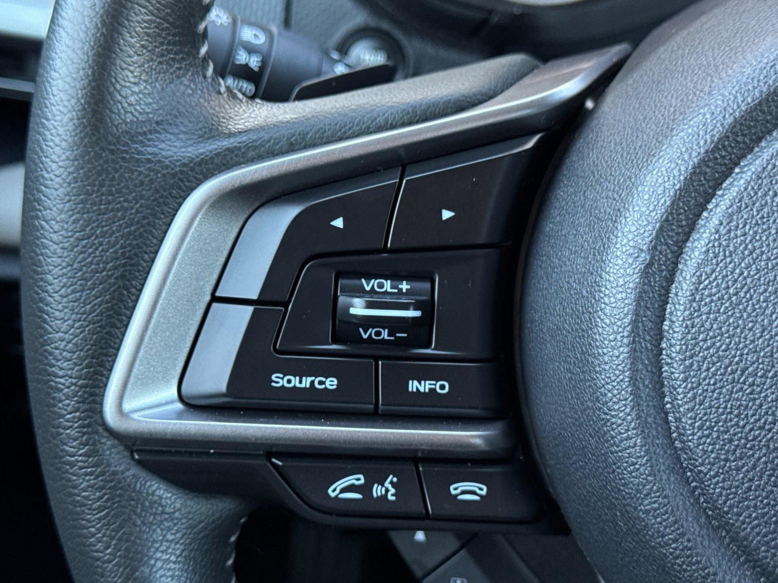 Used 2022 Subaru Forester Limited AWD/4WD image 30