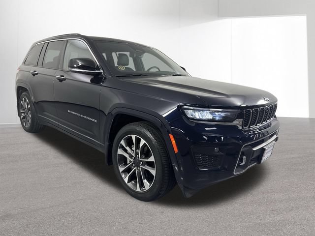 Used 2024 Jeep Grand Cherokee Overland w/ Adv Protech Group III AWD/4WD image 3