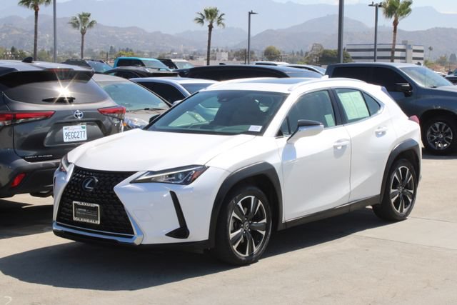 Used 2019 Lexus UX 200 FWD image 3